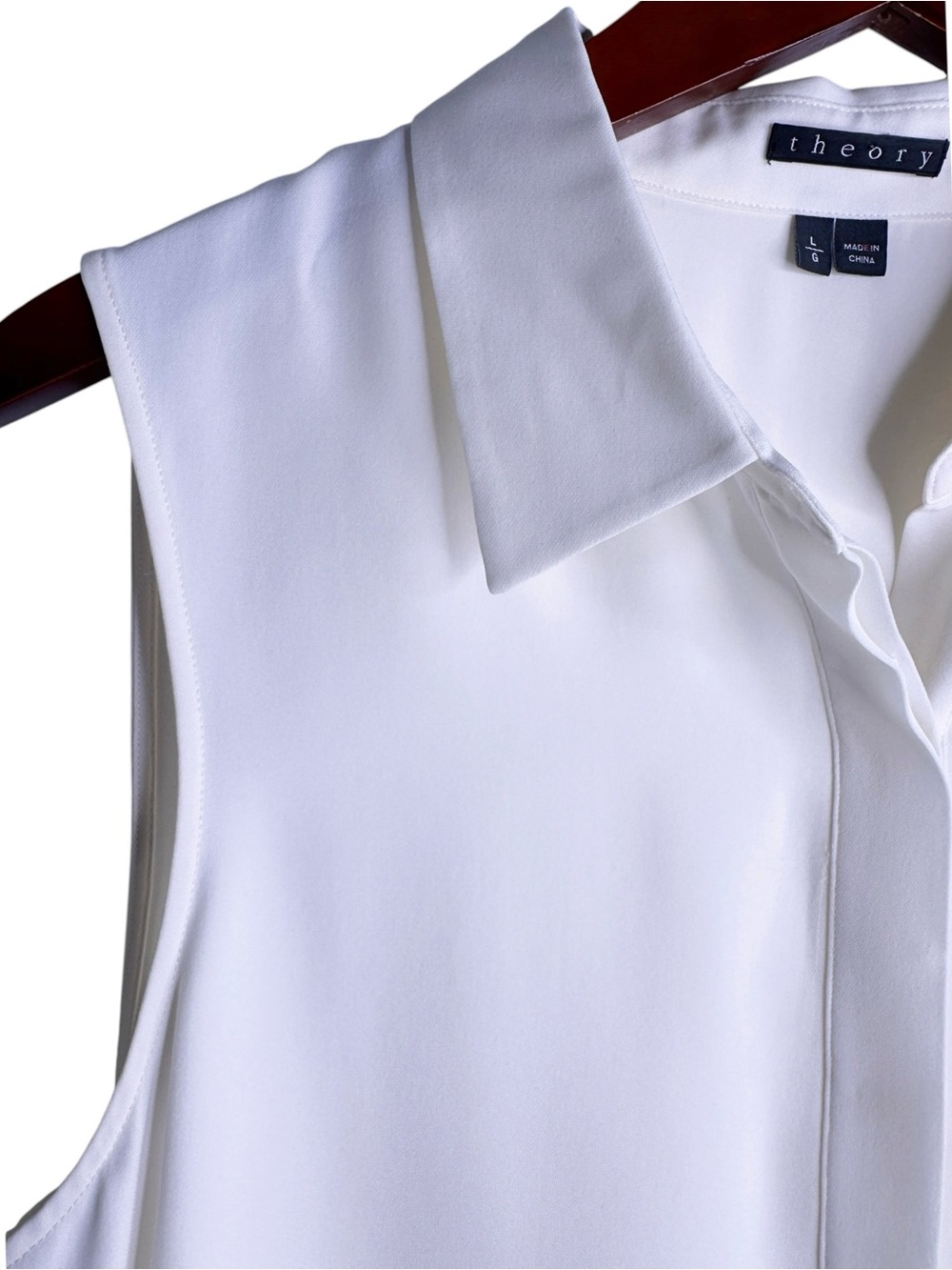 THEORY Silk Sleeveless Hidden Button Front Blouse Size Large in Ivory - Picture 3 of 10